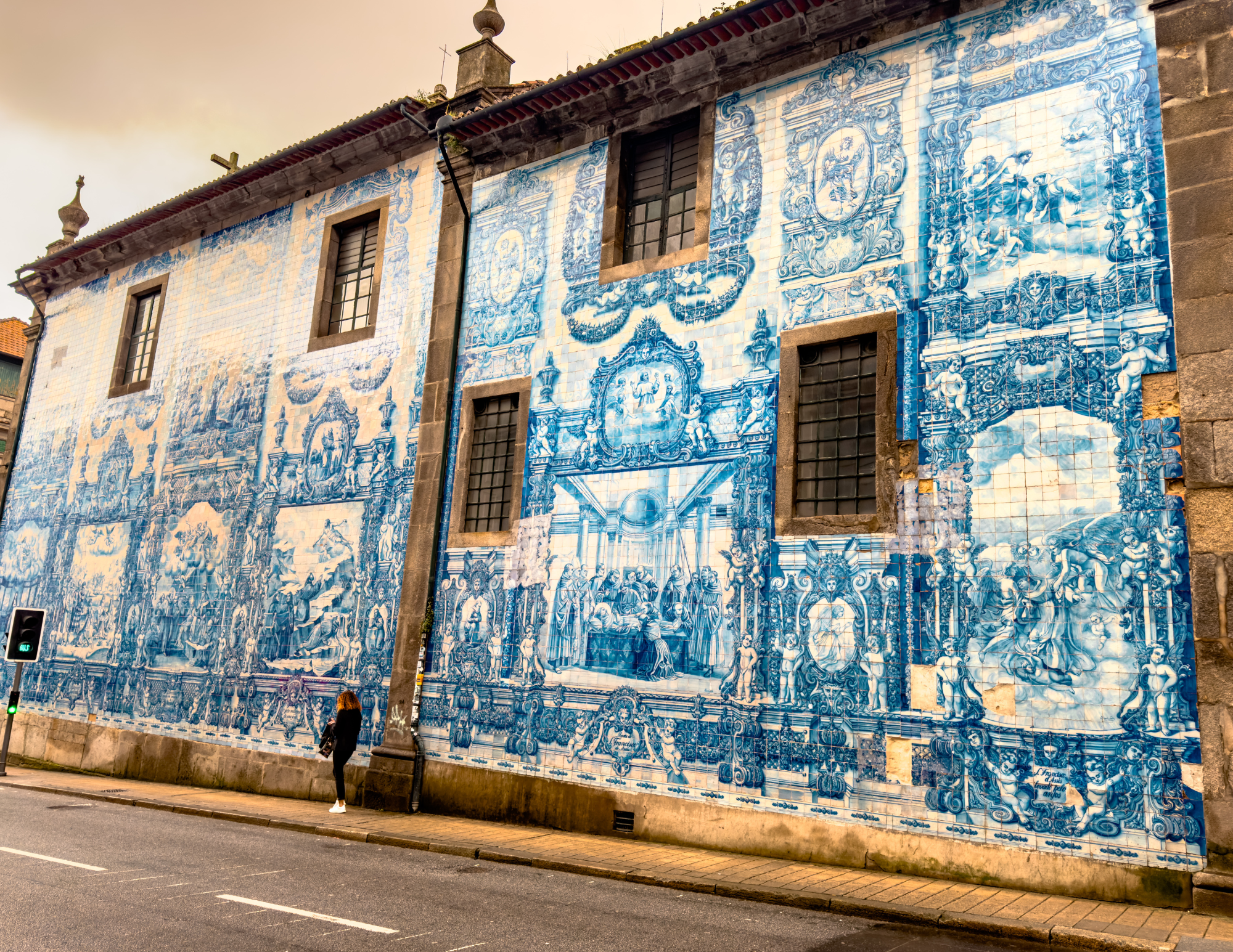Chapel of Souls Porto Guide (1).png
